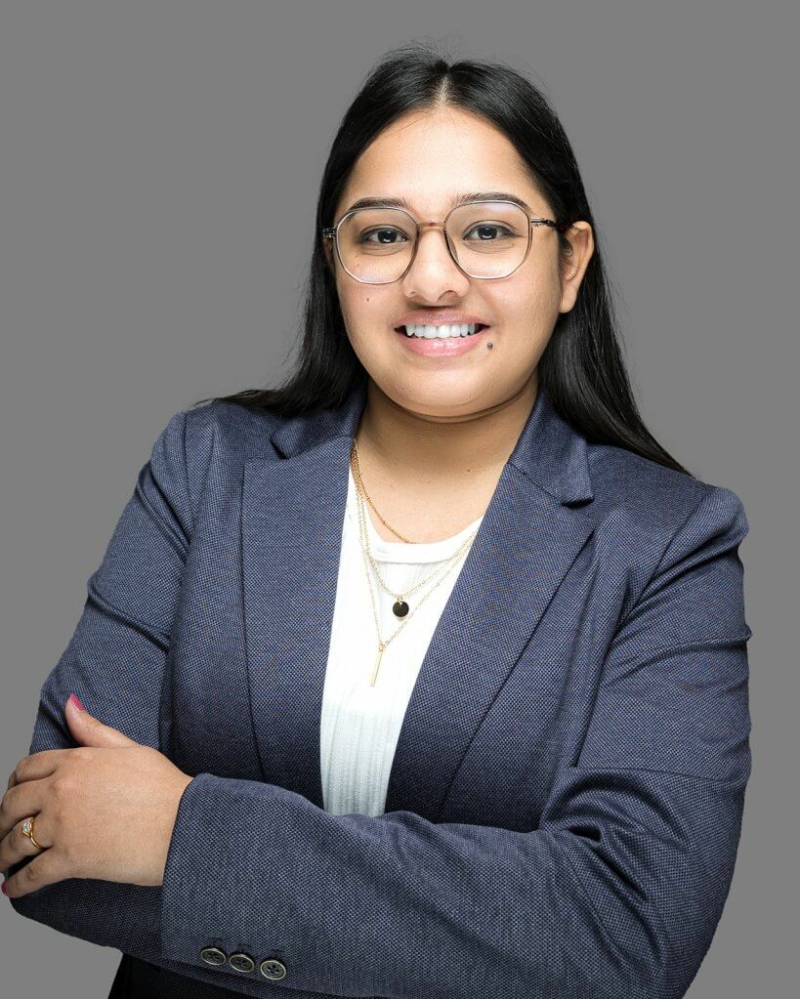 Khyati Dalwadi, Bookkeeper